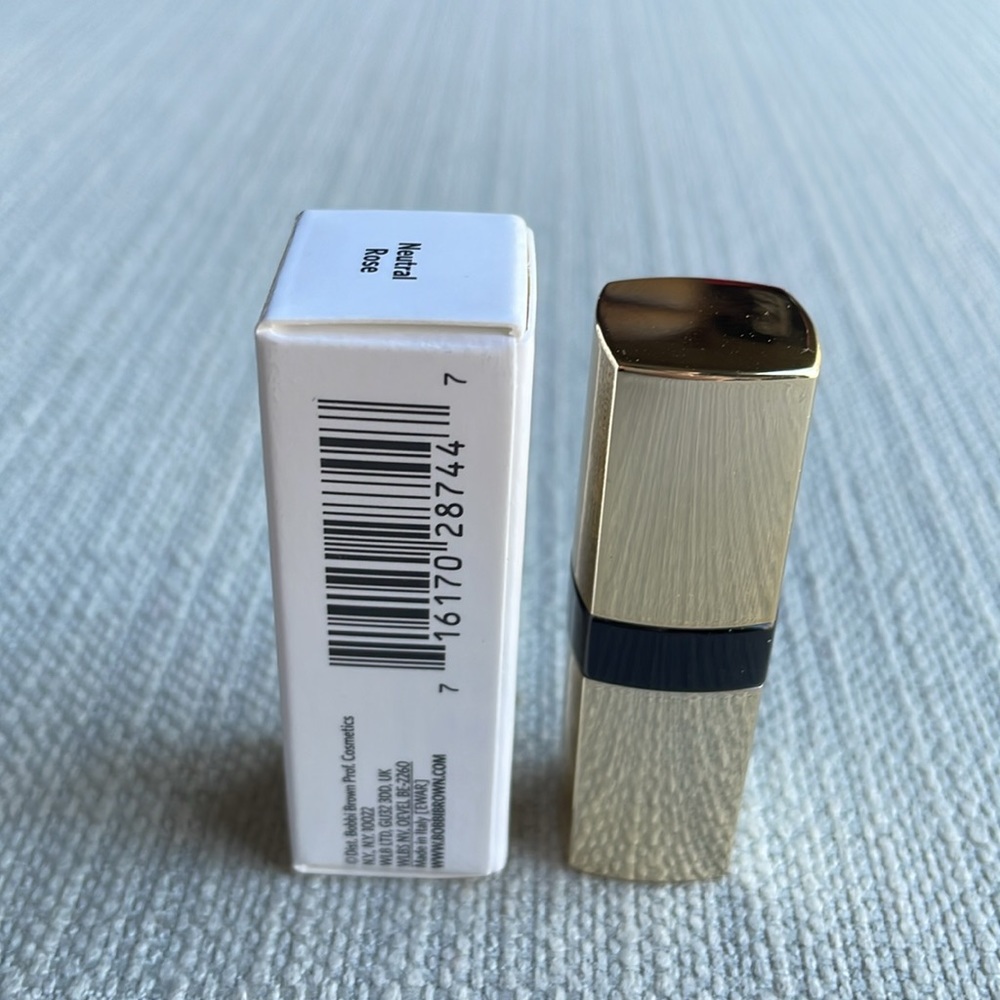 Bobbi Brown mini luxe lipstick in neutral rose - Picture 7 of 14